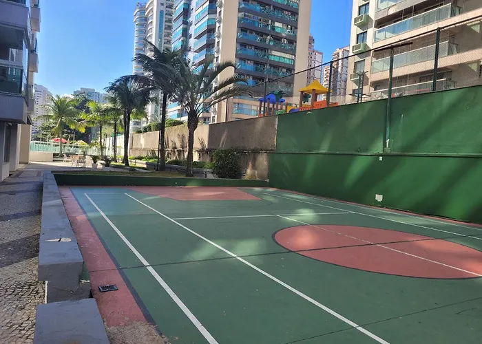 Apartamento beira-mar posto 5 Barra da Tijuca