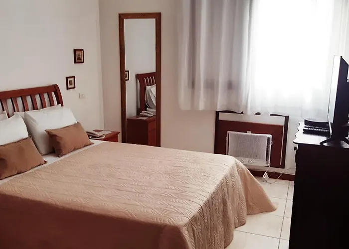 Apart na Praia da Barra da Tijuca ,Posto 6 Aptº inteiro para até 4 pessoas