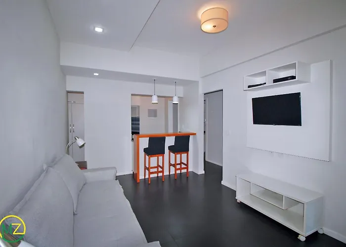 Moderno 2 quartos p/ 6 pessoas a 50m da praia