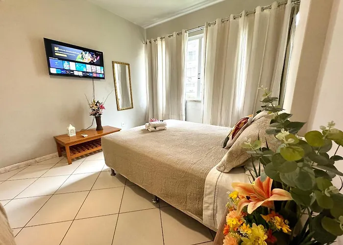 Na Quadra da Praia Posto 5 NSC1137-401