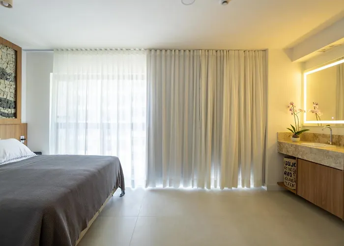 High-End Studios Between Ipanema & Copacabana - Luggage Storage