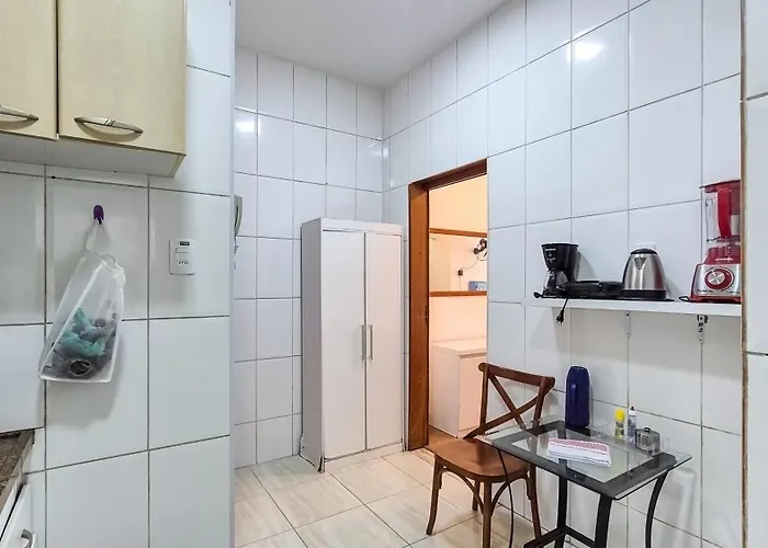 Av Atlantica Copacabana - Pé na areia 3 quartos