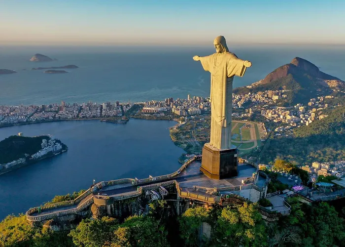 Copacabana: Aconchego, Perto do Metrô