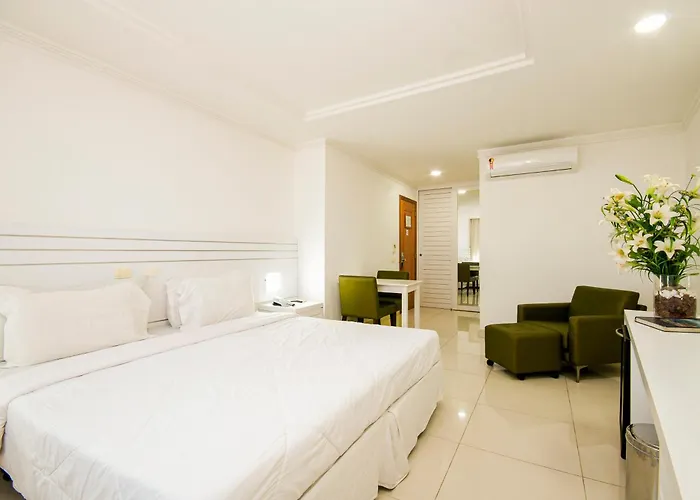 Hotel Bandeirantes