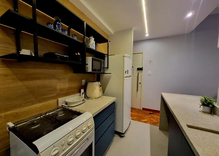 Apartamento Copacabana - 400m da praia - 2 Quartos