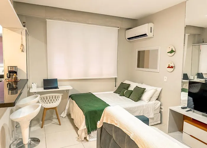 Apartamento moderno frente Praia do Flamengo perto do metrô