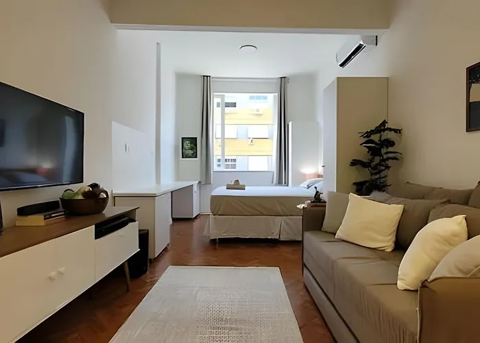 Loft Inteiro Copacabana Decorado 2 quadras da praia