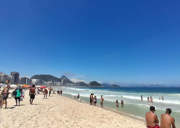 Copacabana: Privativo para 4, Portaria 24h