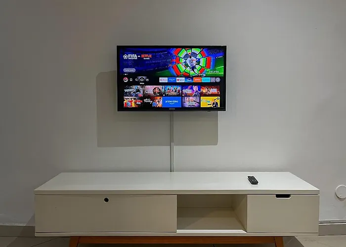 Studio em Copacabana a 65 metros da praia, posto 5
