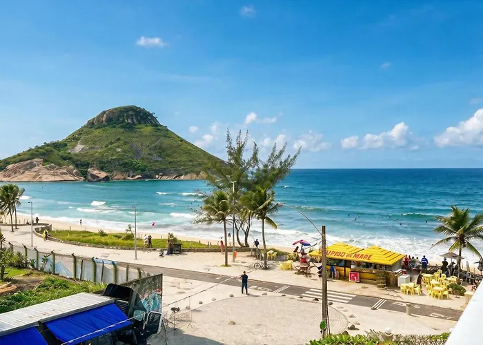 Flat a beira mar no Recreio dos Bandeirantes RJ