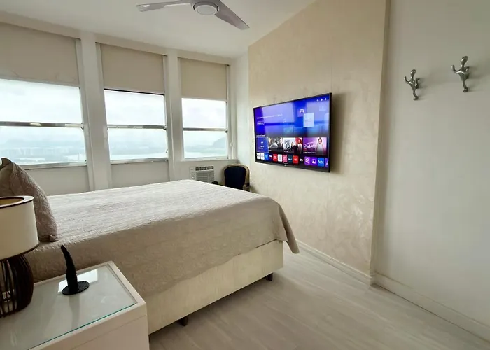 Super Studio com excelente localização, próximo à praia