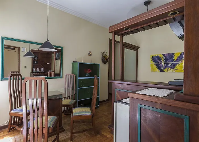 Apartamento No Leme