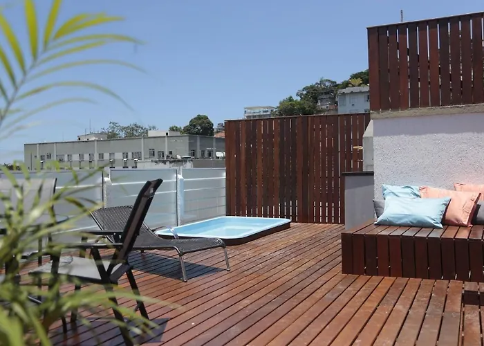 Cobertura Alto Luxo com Terraço, BBQ e Piscina - 6 Quartos